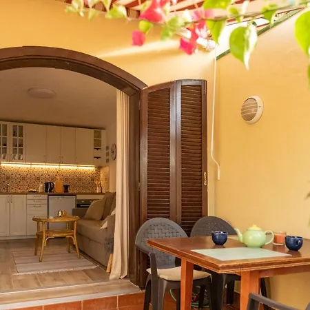 Apartamento Melo's Place - Cozy With A Sunny Terrace. Arona (Tenerife)